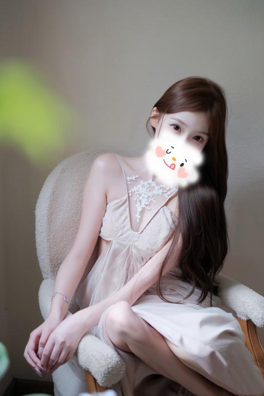 新人みつき（22歳）
