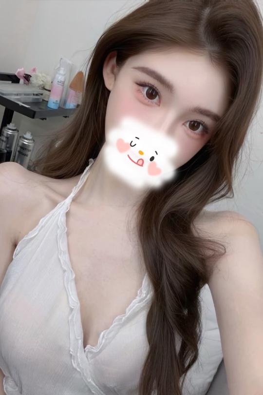 新人えみ（22歳）